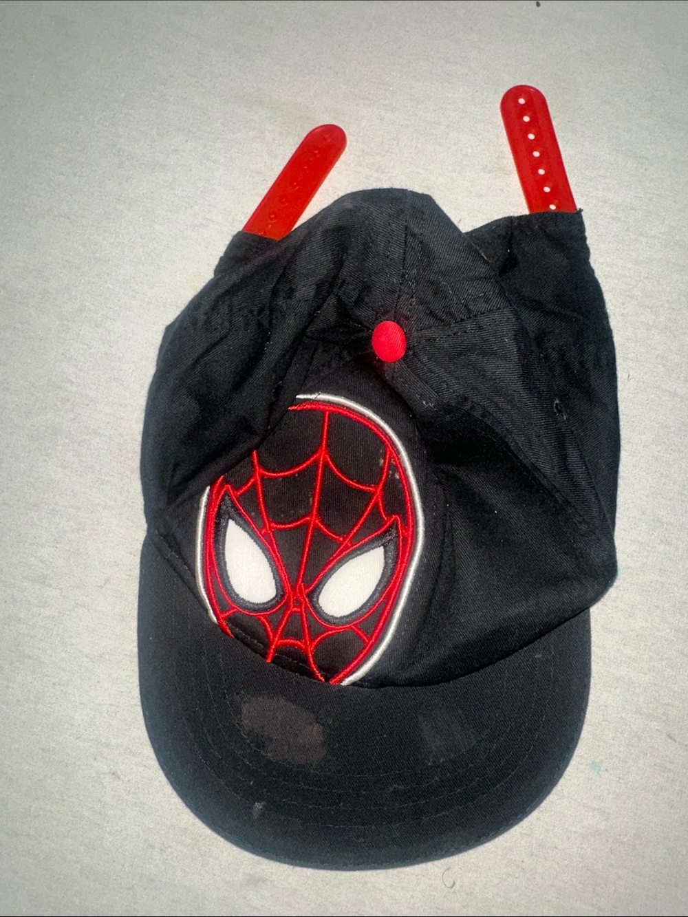Black Kids Adjustable Spider Mask Cap with Red Web Accents - Picture 1 of 2